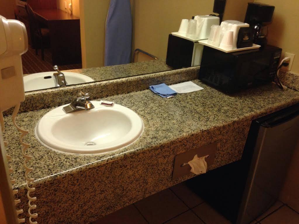 Americas Best Value Inn Arkadelphia Exteriér fotografie