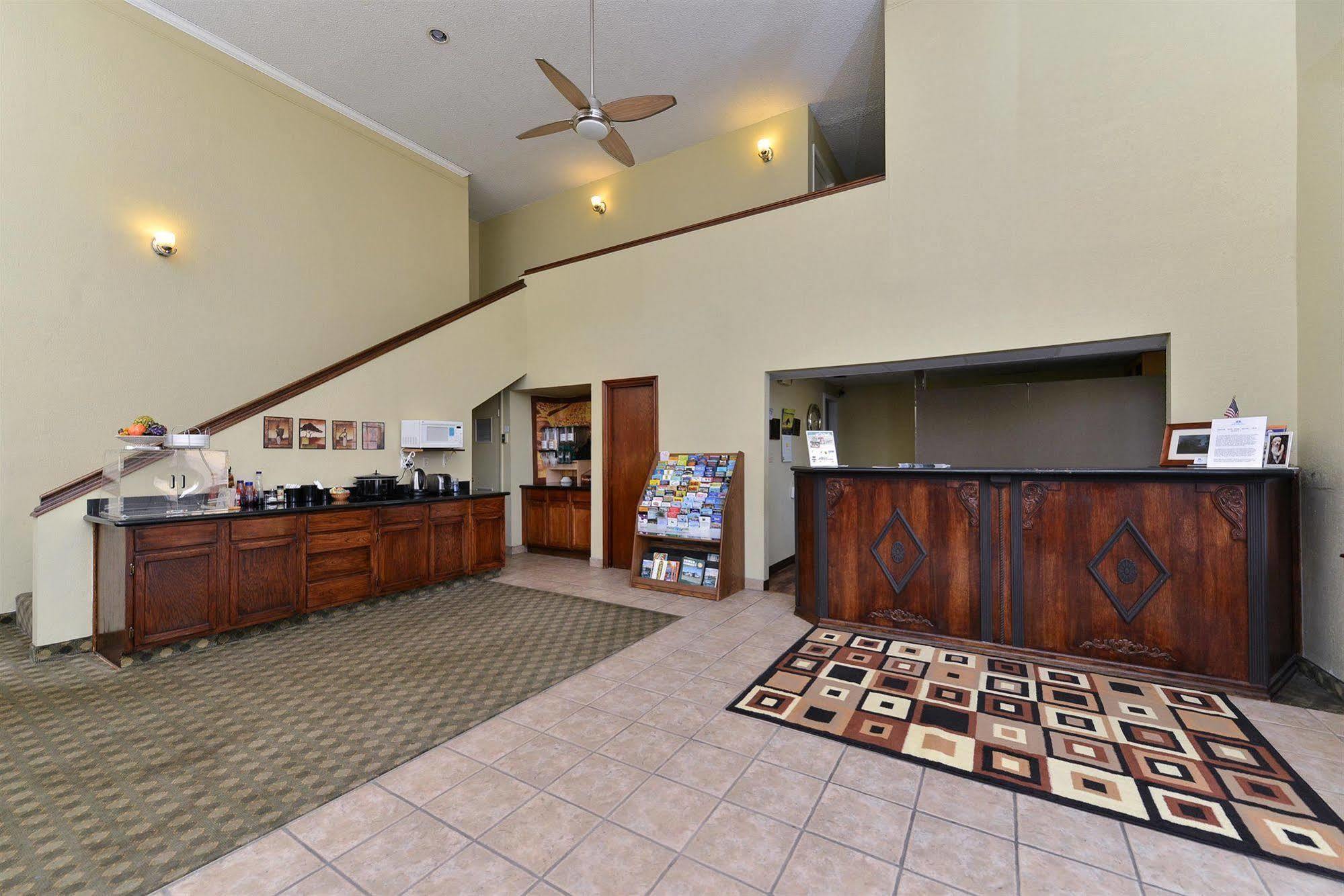Americas Best Value Inn Arkadelphia Exteriér fotografie